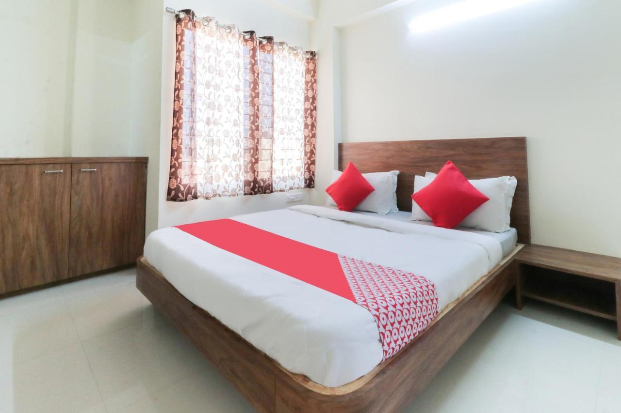 Oyo 63903 Hotel Shree Ram Villa Dwārka Dış mekan fotoğraf