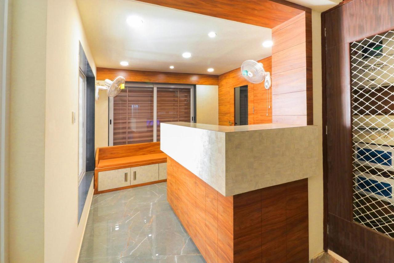 Oyo 63903 Hotel Shree Ram Villa Dwārka Dış mekan fotoğraf