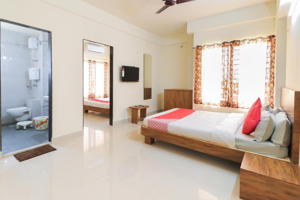 Oyo 63903 Hotel Shree Ram Villa Dwārka Dış mekan fotoğraf